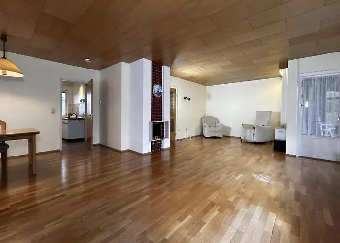 דירה Kleines Haus Mit Wintergarten קאסל